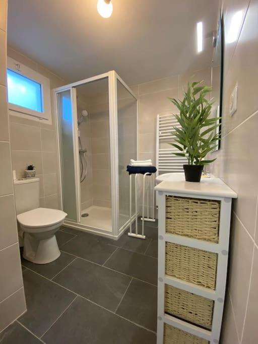 Maison De Charme - 4 Chambres - Courette & Parking Gratuit Amiens Bagian luar foto